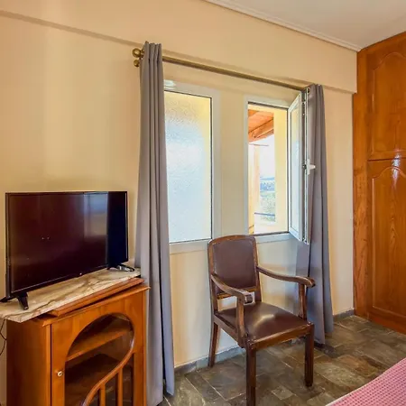 Nimfi For 8 With Pool And Maginificent Sea View Galatakion