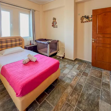 Nimfi For 8 With Pool And Maginificent Sea View