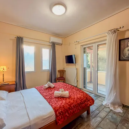 Vila Nimfi For 8 With Pool And Maginificent Sea View Galatakion