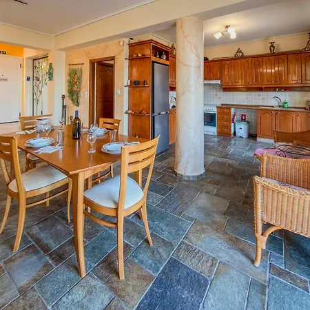 Nimfi For 8 With Pool And Maginificent Sea View Vila
