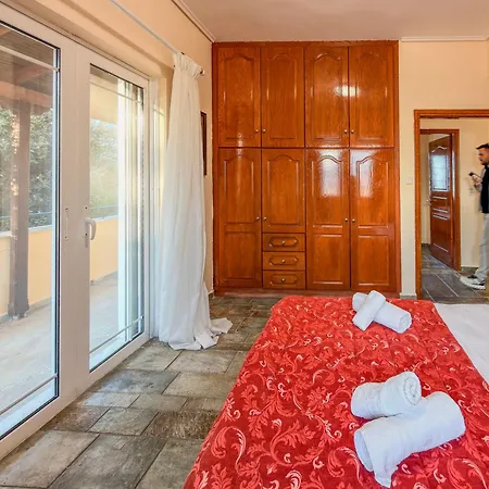 Nimfi For 8 With Pool And Maginificent Sea View Galatakion